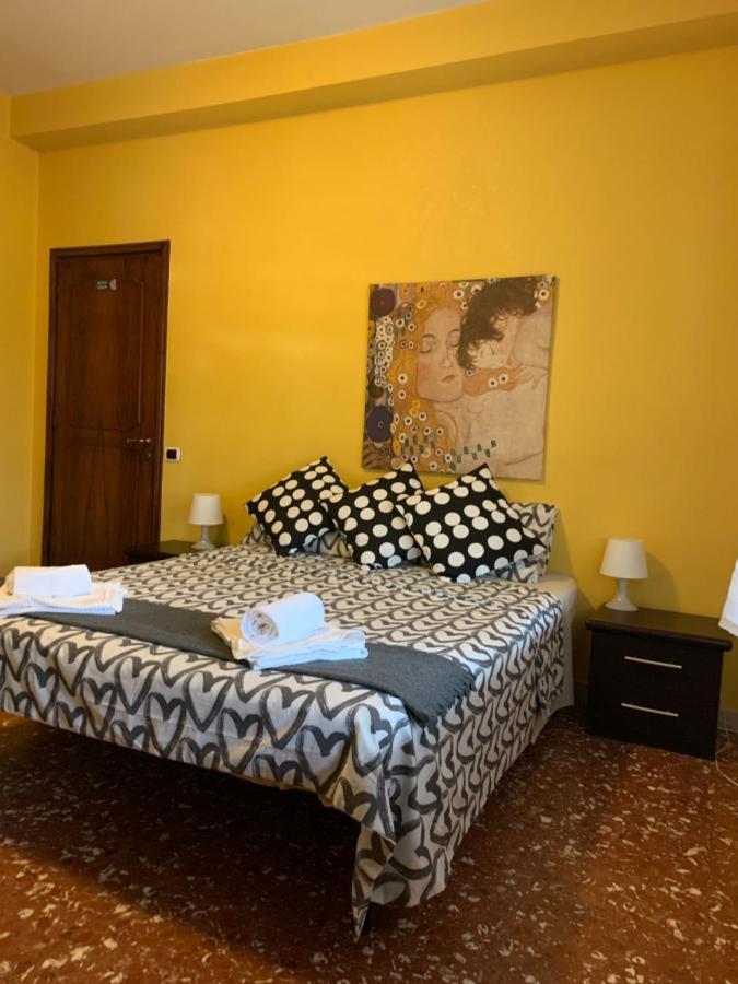 Bella Roma - Ee Hotel Ngoại thất bức ảnh