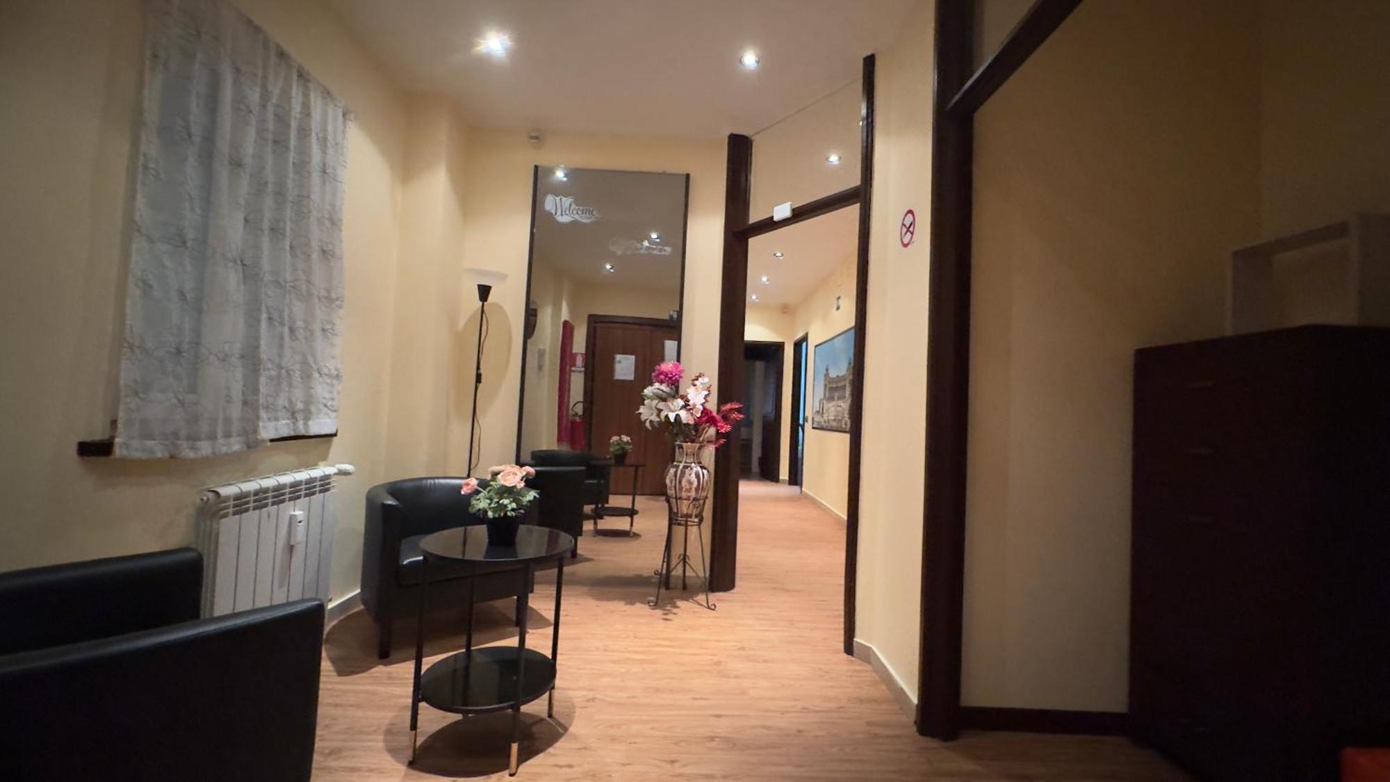 Bella Roma - Ee Hotel Ngoại thất bức ảnh